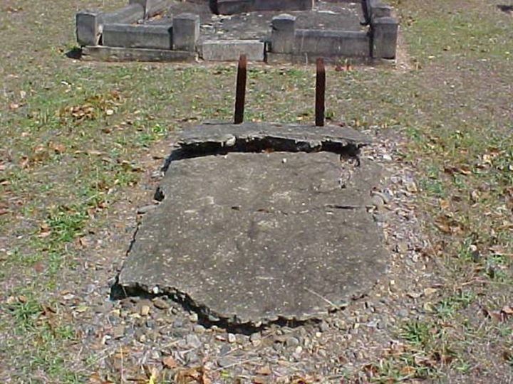 Constable Edward HAMPSON - grave
