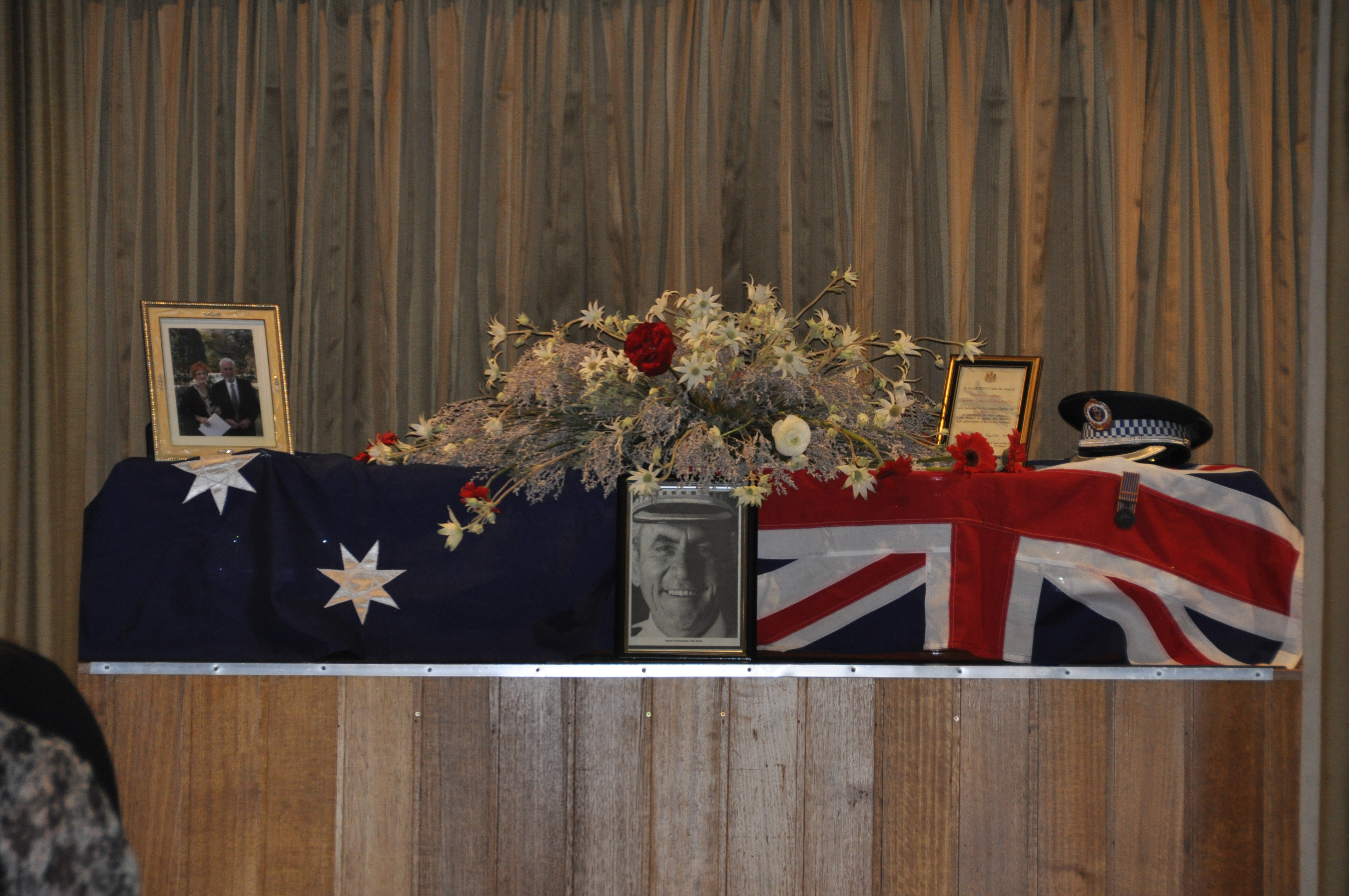 WEDNESDAY 28 SEPTEMBER 2011 CREMATION CEREMONY FOR RETIRED CHIEF INSPECTOR WILLIAM 'BILL' LEONARD ESPIE. Born 250635 - 220911 SERVICE AT THE SOUTH CHAPEL, ROOKWOOD CREMATORIUM, ROOKWOOD, 10.30AM. POLICE FUNERAL. I WORKED WITH BILL AT CABRAMATTA / FAIRFIELD / 34 DIVISION POLICE AROUND THE 1977 ERA.