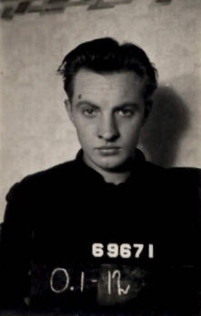 Walter Keith TUCHIN - Enlistment photo - 2 September 1942